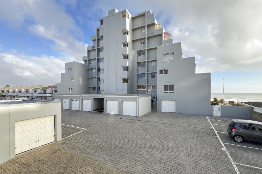 3 Bedroom Property for Sale in Beachfront Western Cape